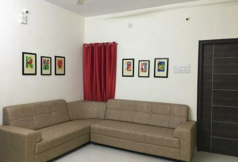 آپارتمان 1 خوابه, Grand Suites Srirangam