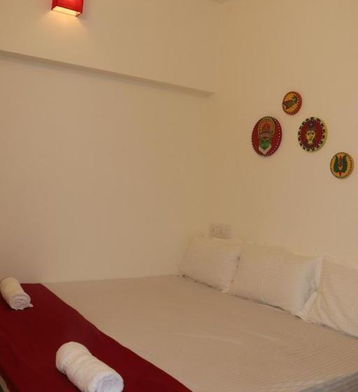 غرفة ديلوكس عائلية, Grand Suites Srirangam