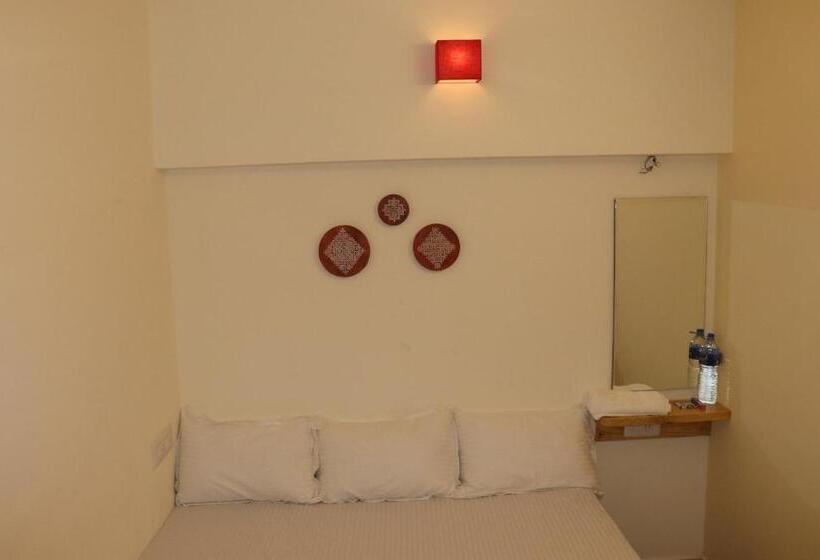 غرفة ديلوكس عائلية, Grand Suites Srirangam