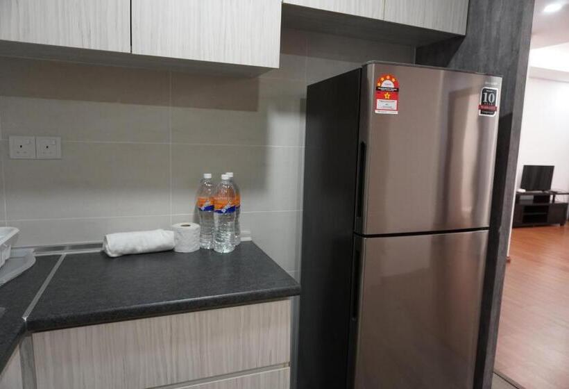آپارتمان 3 خوابه, Luco Apartments @ Viva City Megamall