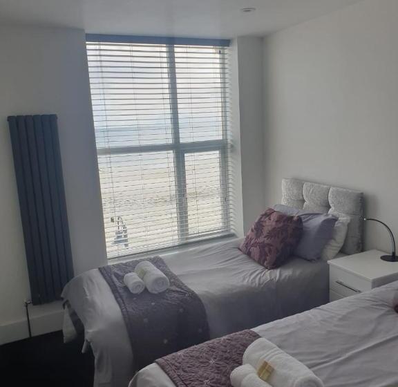 חדר סטנדרט נוף לים, The Savoy