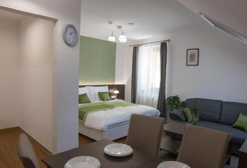 آپارتمان 1 خوابه, Mecset Apartman