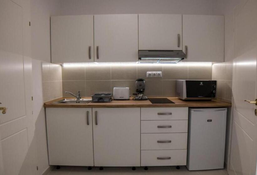 آپارتمان 1 خوابه, Mecset Apartman