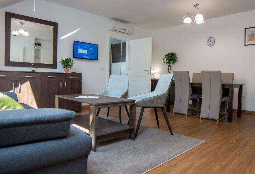 Апартаменты Deluxe 1 Спальня, Mecset Apartman