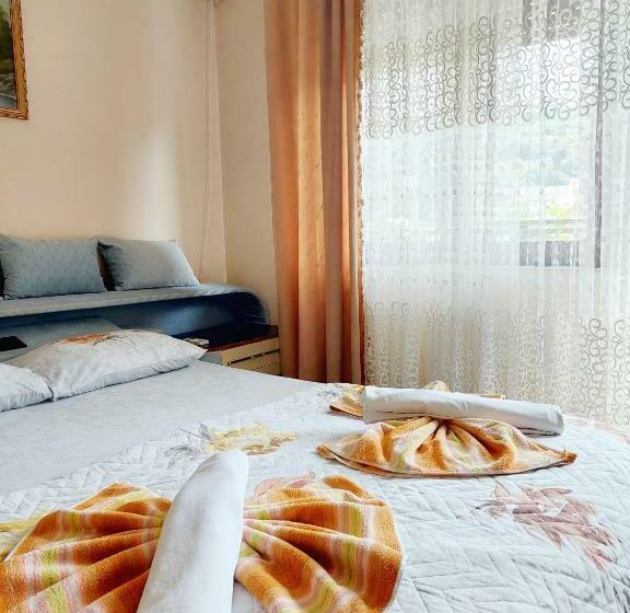اتاق استاندارد با بالکن, Guesthouse Dona