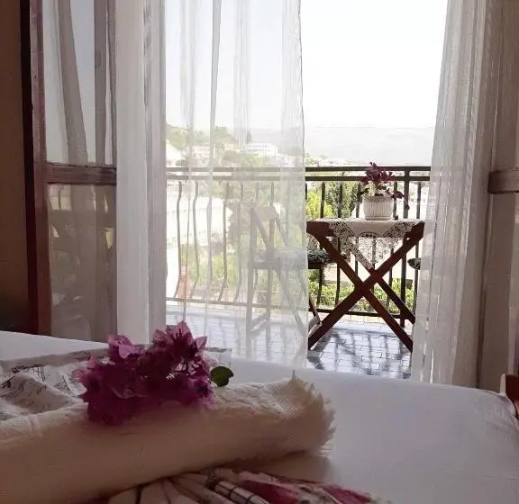 اتاق استاندارد با چشم‌انداز باغ, Guesthouse Dona