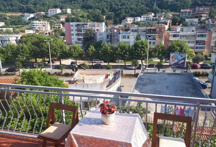 اتاق استاندارد با تراس, Guesthouse Dona