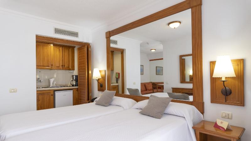 スタンダードスタジオ, Gf Noelia