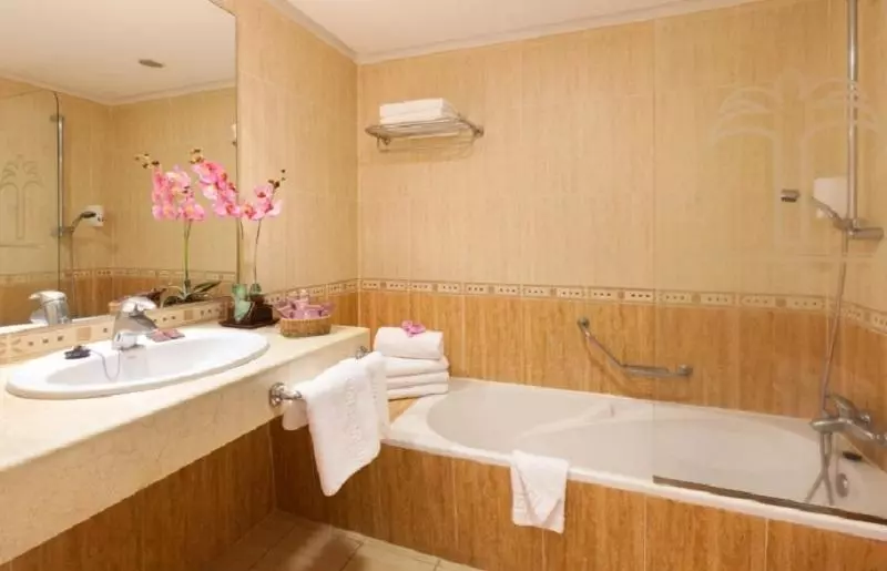 استودیوی استاندارد, Gf Noelia