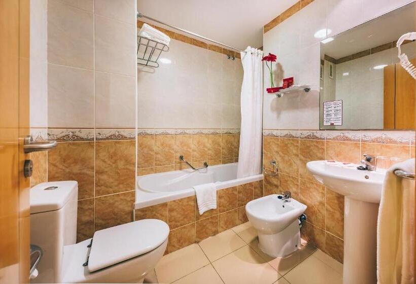 テラス付きスタンダードルーム, Grand Muthu Golf Plaza Hotel & Spa