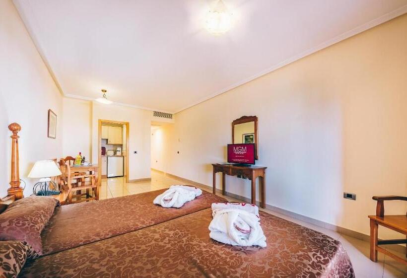 テラス付きスタンダードルーム, Grand Muthu Golf Plaza Hotel & Spa