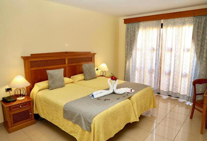 Семейный Номер, Grand Muthu Golf Plaza Hotel & Spa