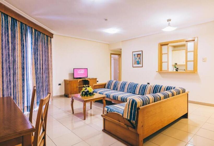 プールビューファミリールーム, Grand Muthu Golf Plaza Hotel & Spa