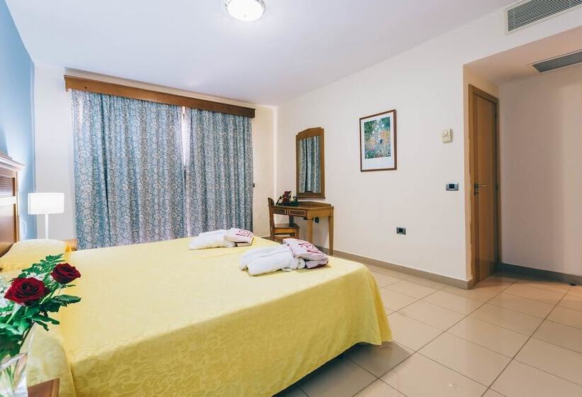 ファミリールーム, Grand Muthu Golf Plaza Hotel & Spa