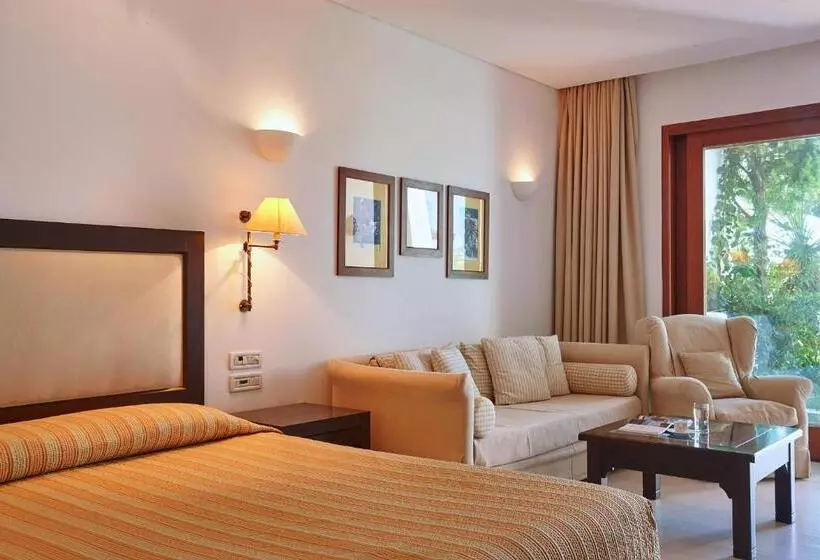 デラックスバンガロー, Grand Resort Lagonissi