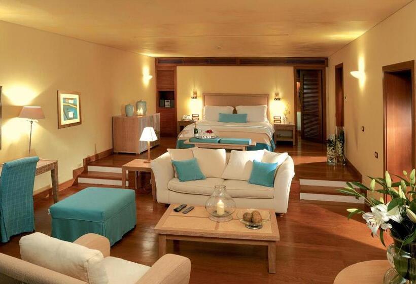 סוויטה, Grand Resort Lagonissi