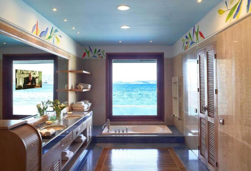 סוויטה עם בריכה, Grand Resort Lagonissi