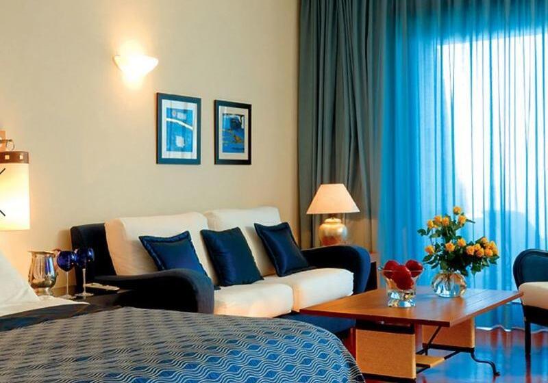 בקתה סטנדרטית, Grand Resort Lagonissi