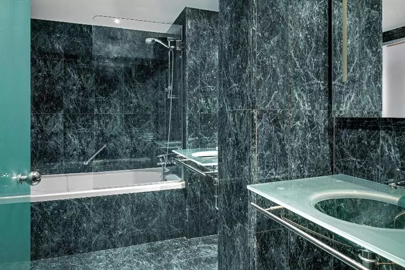 اتاق سوپریور با تخت بزرگ, Ac Hotel La Rioja By Marriott