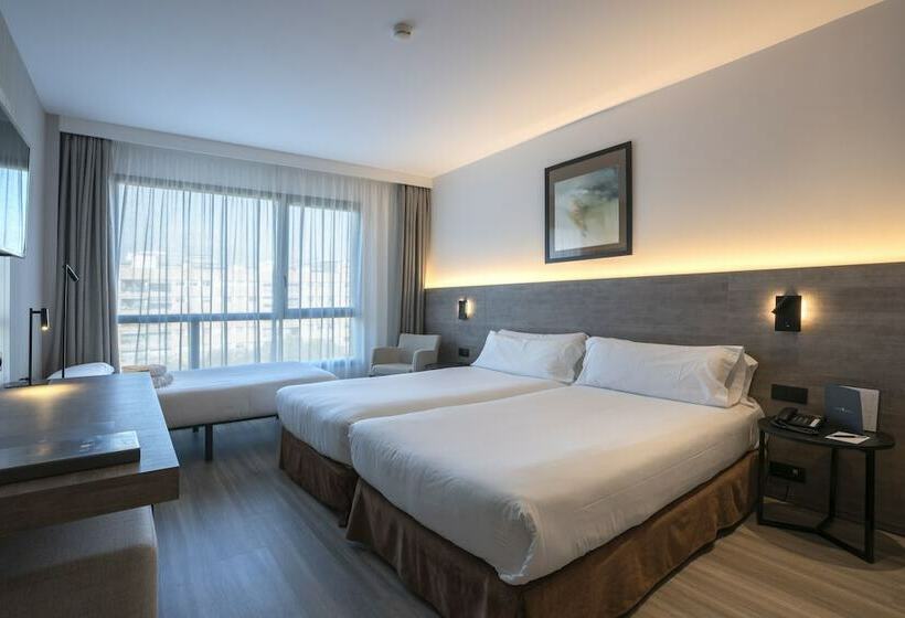 Номер Стандарт, Attica 21 Barcelona Mar