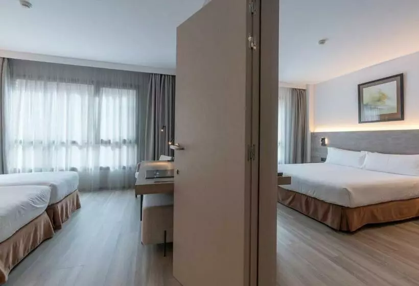 ファミリールーム, Attica 21 Barcelona Mar