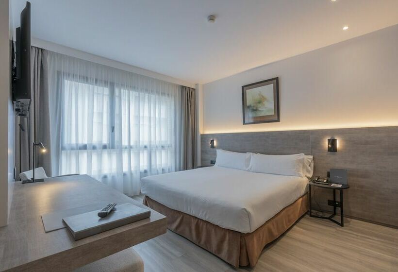 Семейный Номер, Attica 21 Barcelona Mar