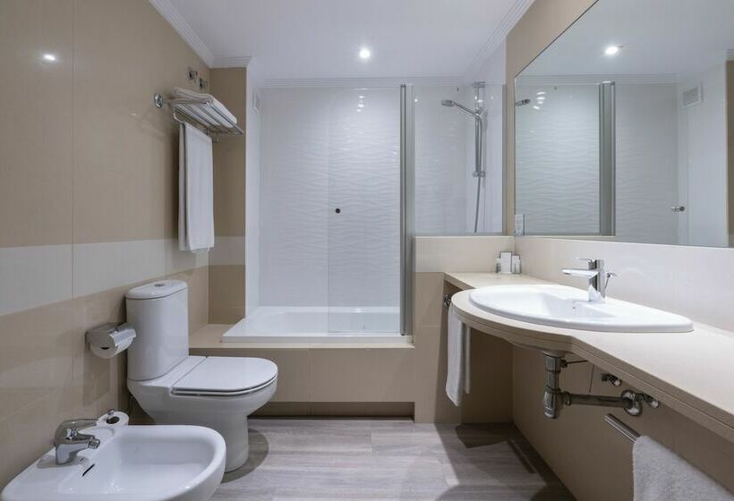 Семейный Номер, Attica 21 Barcelona Mar