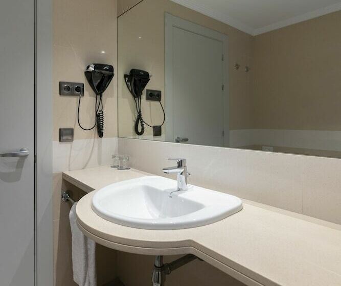 Семейный Номер, Attica 21 Barcelona Mar