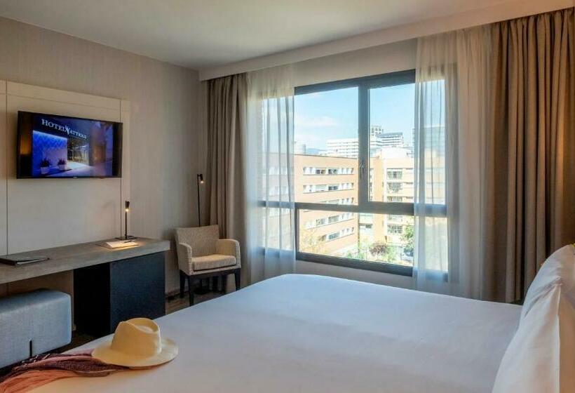 Номер Премиум, Attica 21 Barcelona Mar