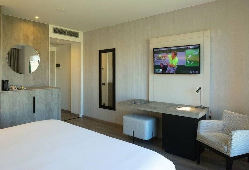 Номер Премиум, Attica 21 Barcelona Mar