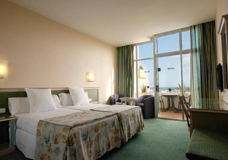 标准间, Beatriz Costa & Spa