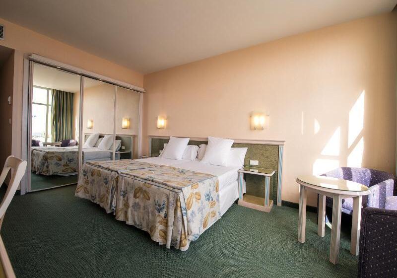 标准间, Beatriz Costa & Spa