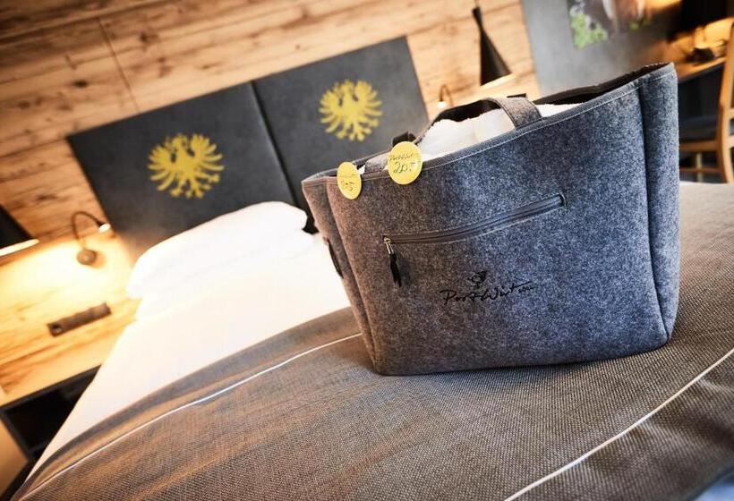 Junior Suite, Der Postwirt