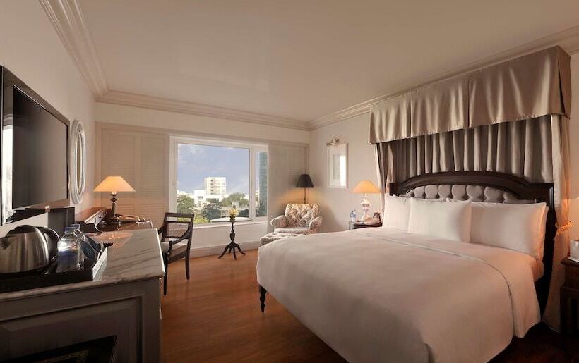 اتاق اجرایی, Hilton Mumbai International Airport