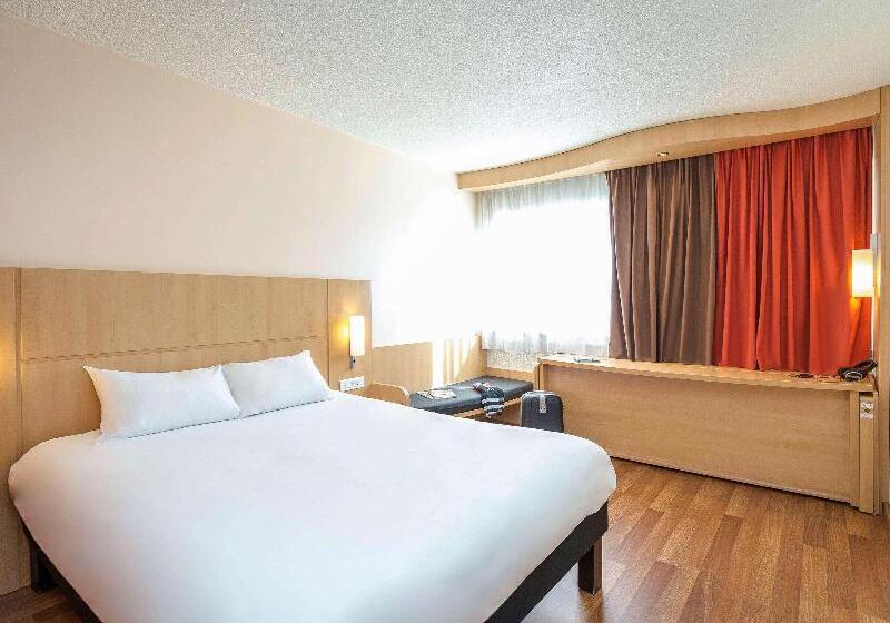 Номер Стандарт Двуспальная Кровать, Ibis Cavaillon Portes Du Luberon