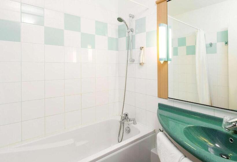 Одноместный Номер Стандарт Двуспальная Кровать, Ibis La Bresse Gerardmer