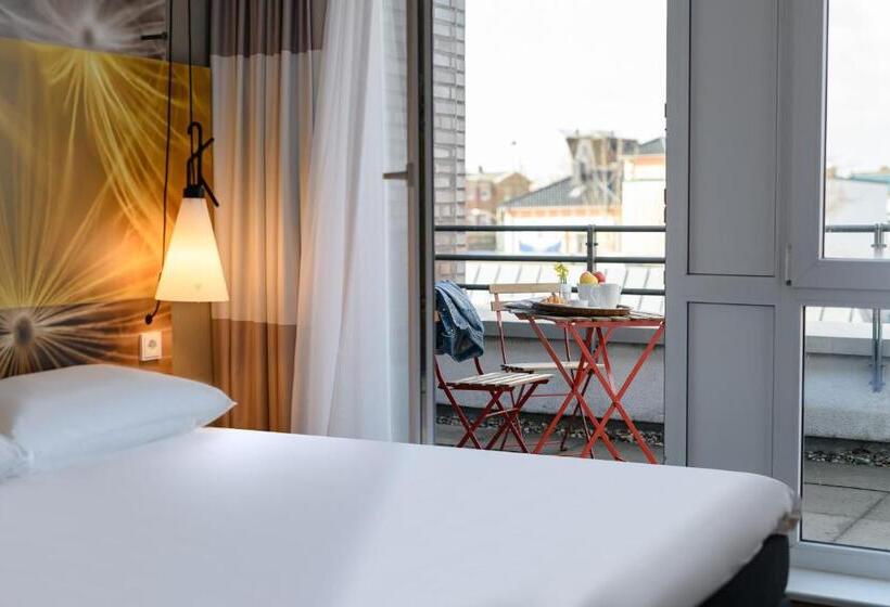חדר סטנדרט עם מרפסת, Ibis Luebeck City