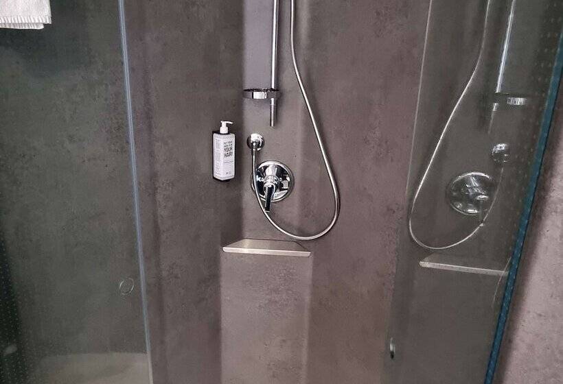 غرفة قياسية, Ibis Luebeck City