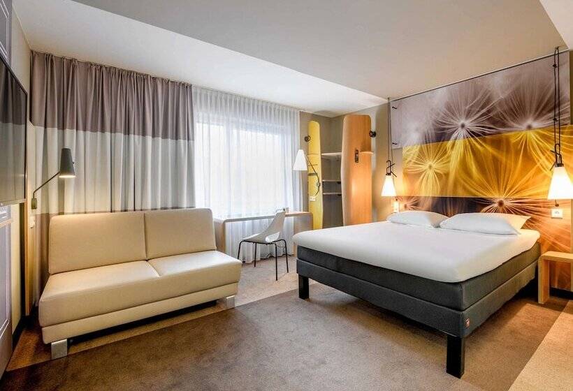 חדר משפחתי, Ibis Luebeck City