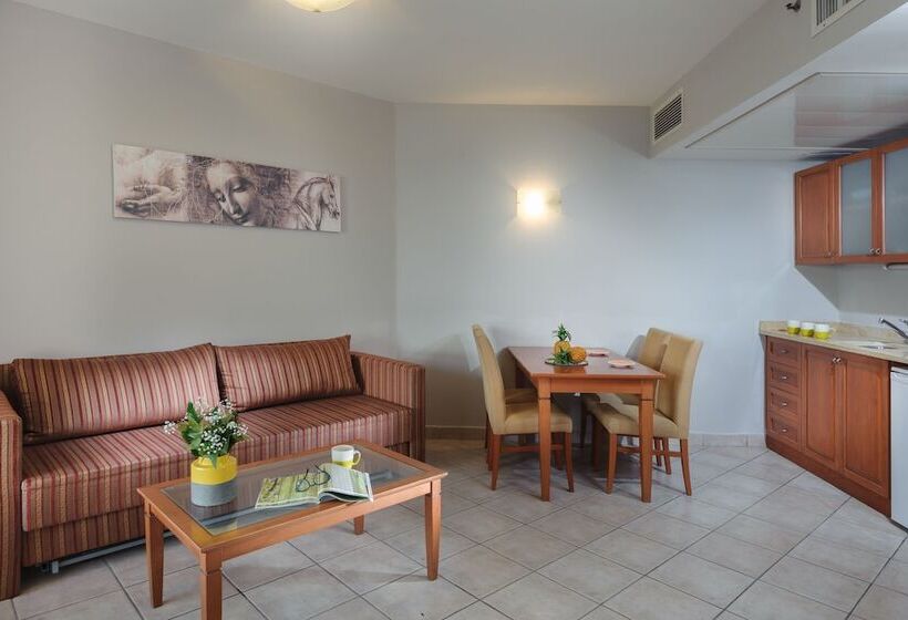 סוויטת דלוקס נוף לים, Arena By The Beach