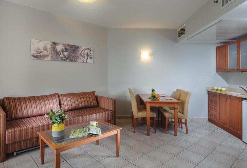 סוויטת דלוקס נוף לים, Arena By The Beach