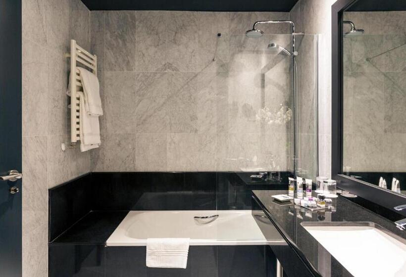 Номер Стандарт, Mercure Jardines De Albia