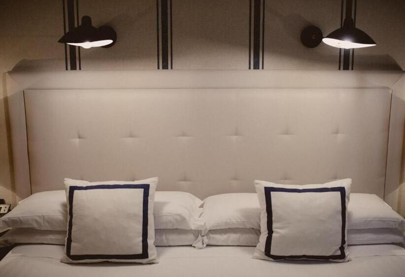 Номер Стандарт, Mercure Jardines De Albia