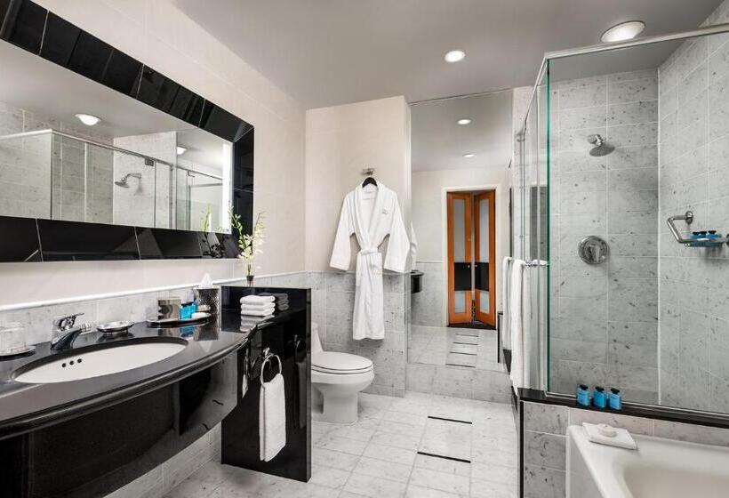 디럭스 룸, Sofitel Montreal Golden Mile