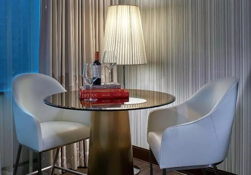 اتاق استاندارد با تخت بزرگ, Sofitel Philadelphia At Rittenhouse Square