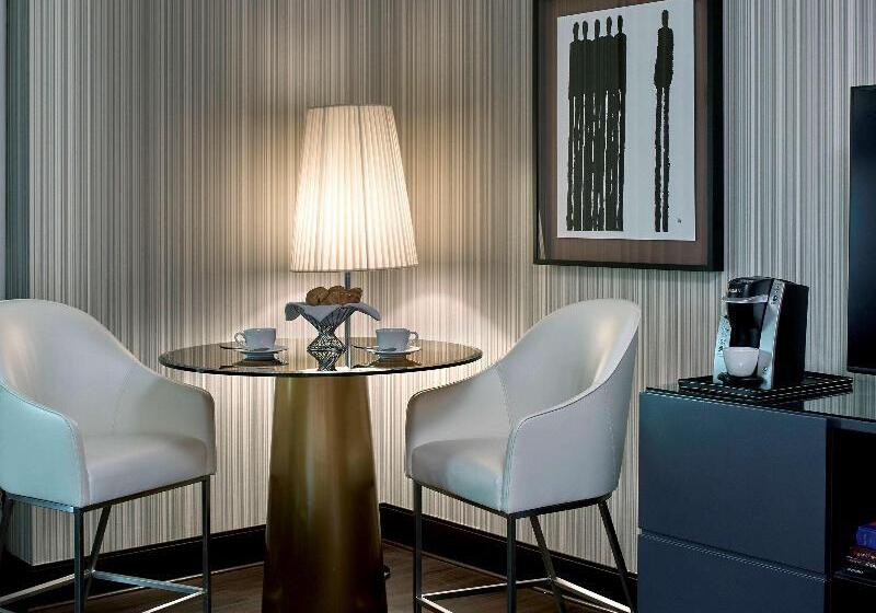 디럭스 룸 킹사이즈 침대, Sofitel Philadelphia At Rittenhouse Square