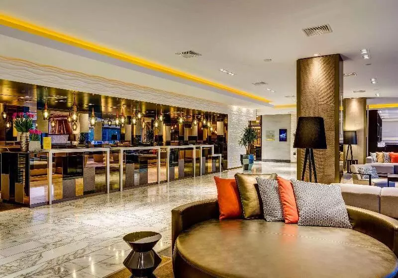 سوئیت جونیور با تخت بزرگ, Sofitel Warsaw Victoria