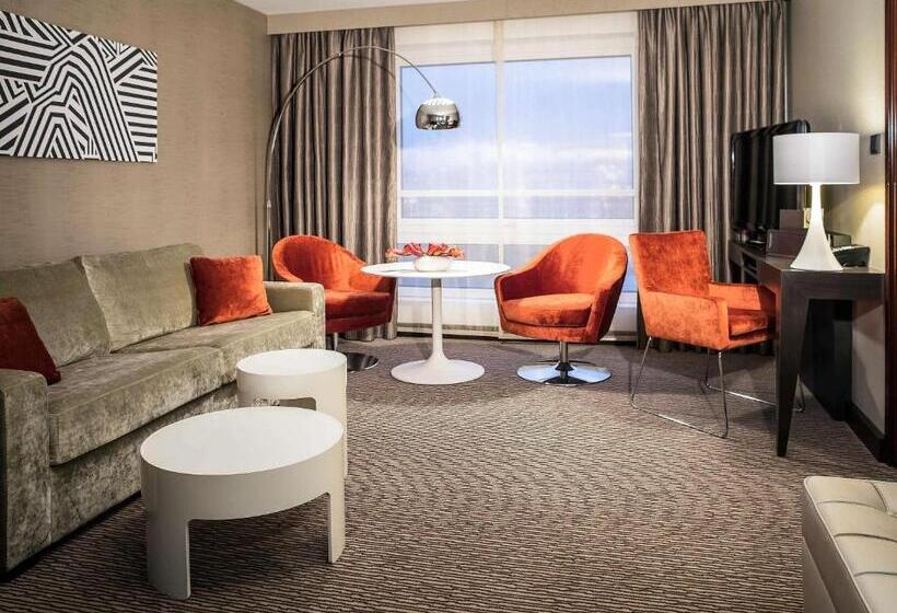 סוויטת ג'וניור מיטת קינג, Sofitel Warsaw Victoria