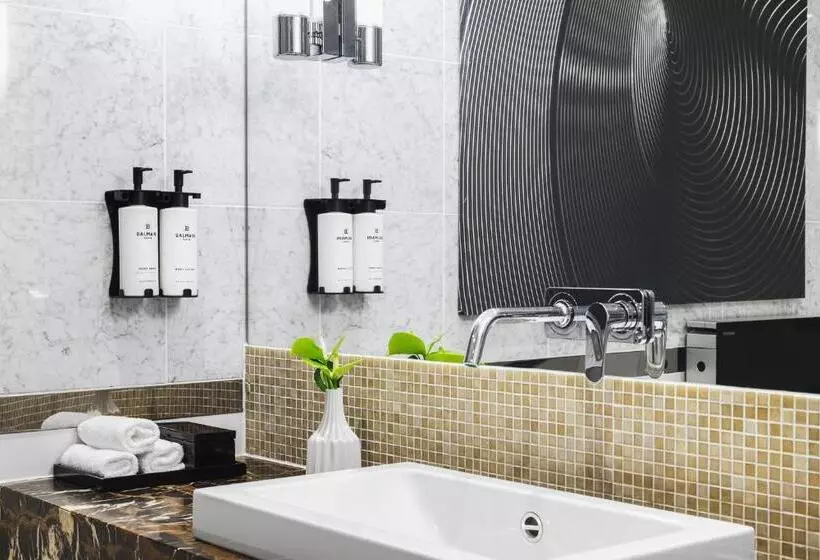 اتاق سوپریور با تخت بزرگ, Sofitel Warsaw Victoria