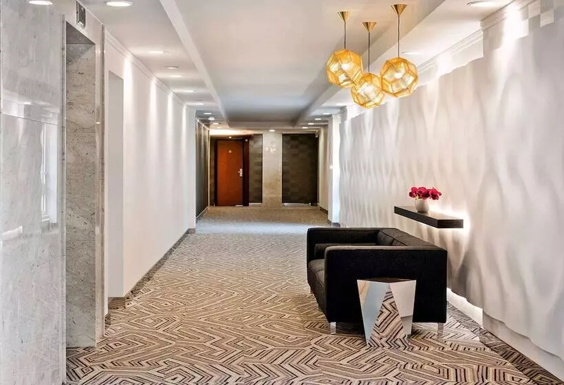 اتاق سوپریور, Sofitel Warsaw Victoria